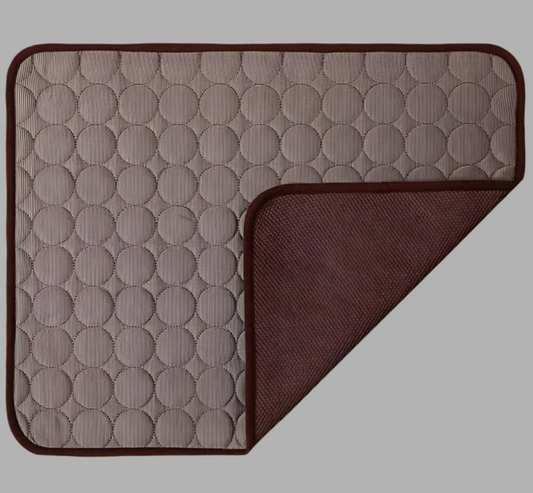 Tapis rafraîchissant pour chien et chat — Soie glacée, lavable