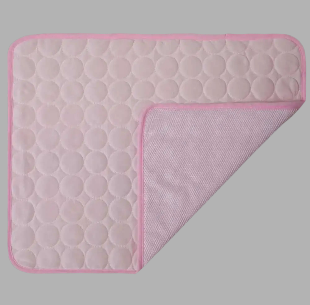 Tapis rafraîchissant pour chien et chat — Soie glacée, lavable